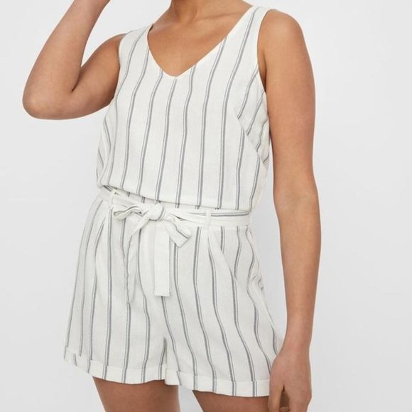 Striped linen romper - never worn! - Picture 1 of 4